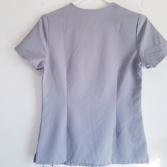 🌸Figs | V Neck Scrub Top‎ XS - Picture 9 of 10